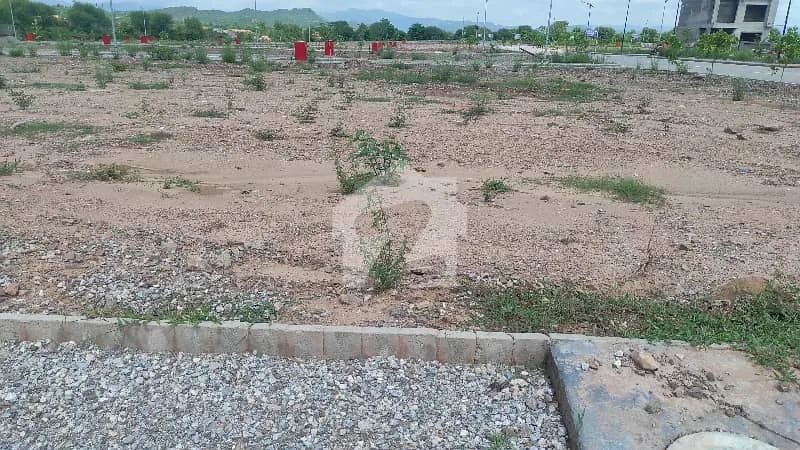 5 Marla Residential Plot in Bahria Enclave Sector I | Possession & Utilities Settled