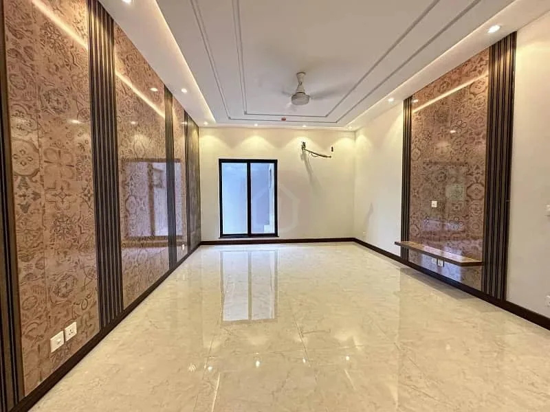 Stunning One Kanal Luxury Bungalow with Basement and Pool in DHA Lahore
