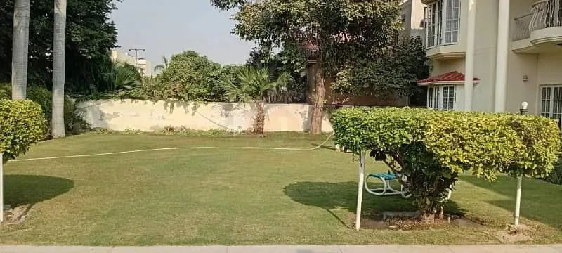 Beautiful 6-Bedroom Bungalow for Sale in DHA Phase 2