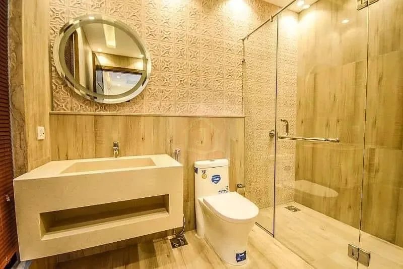Luxury One Kanal Bungalow in DHA Lahore for Sale