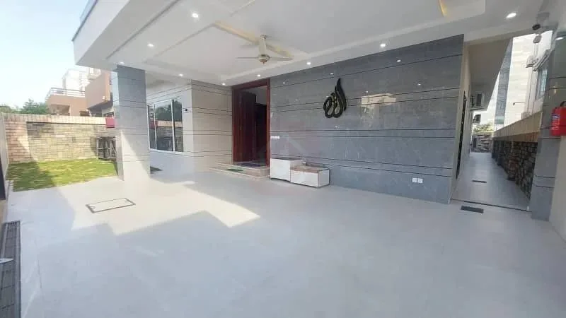 Newly Constructed 1 Kanal Designer Home Available in DHA Phase 2