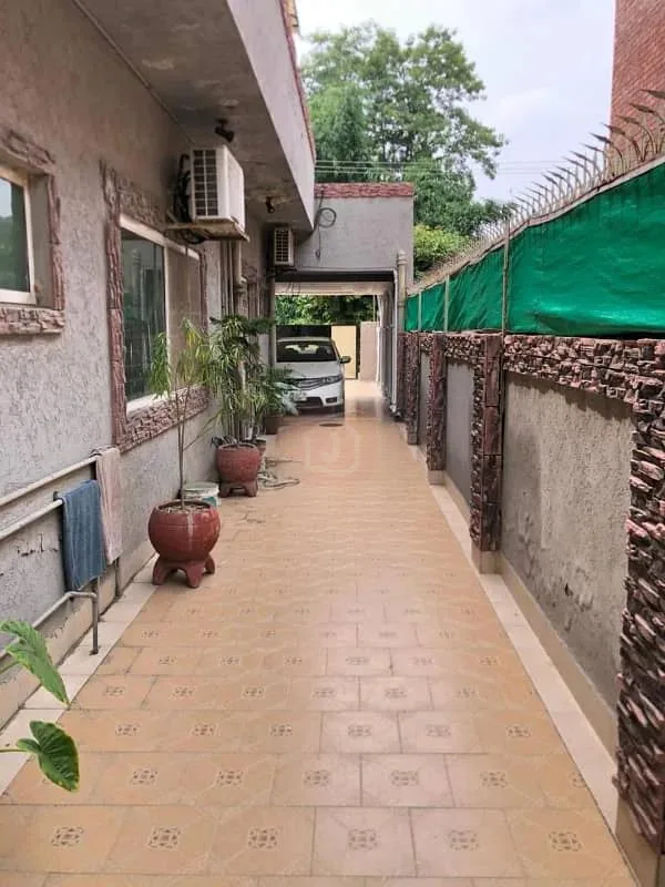 Modern 6-Bedroom Double Unit Bungalow in DHA Lahore for Sale