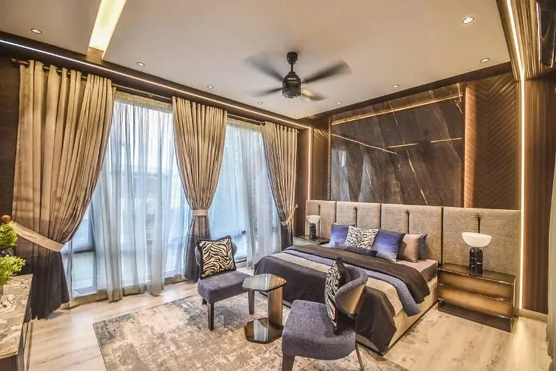 1 Kanal Double Height Lobby in Mazhar Munir Design