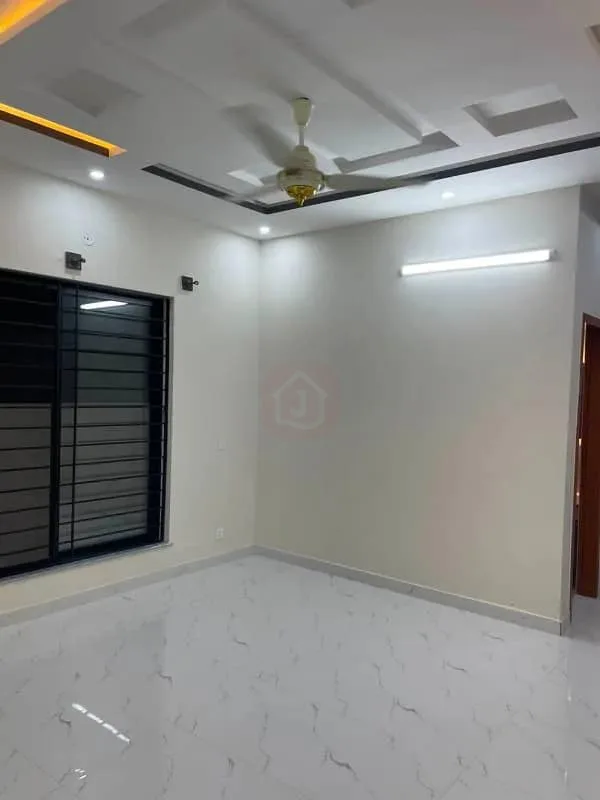 10 Marla House for Sale in Top City 1 - Block A