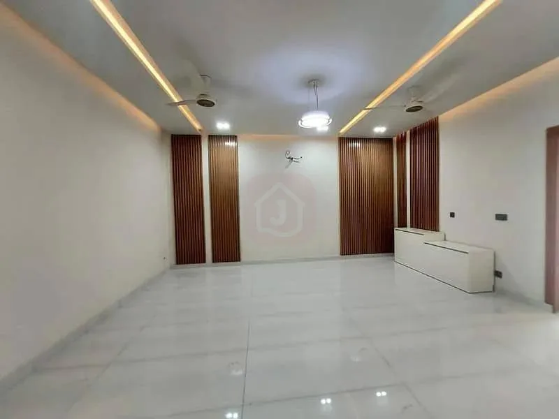 10 Marla Home Available in Zaraj Housing Scheme Islamabad Near Giga Mall DHA 2