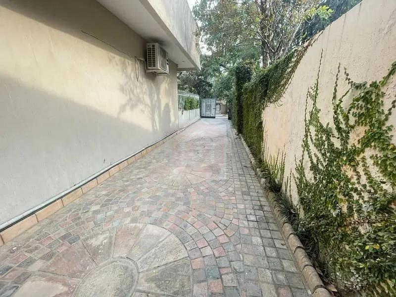 Upper Portion Available for Rent in F-7