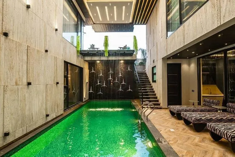 Stunning 2 Kanal Fully Furnished House for Sale