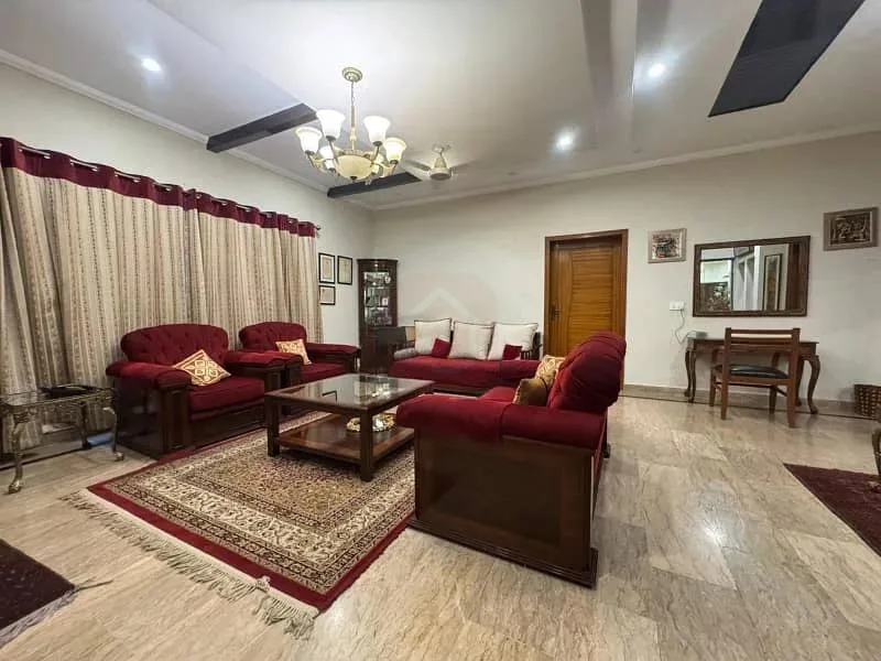 Slightly Used One Kanal Bungalow For Sale in DHA Phase 5, Lahore