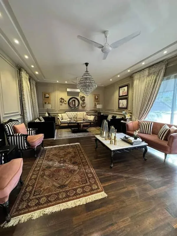 Luxury 2 Kanal Bungalow for Sale in DHA Lahore near Park and Market