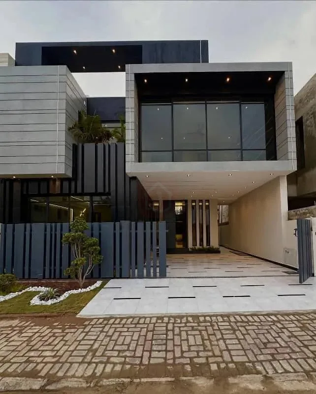 1 Kanal Beautifully Designed House Available For Sale In DHA I_R