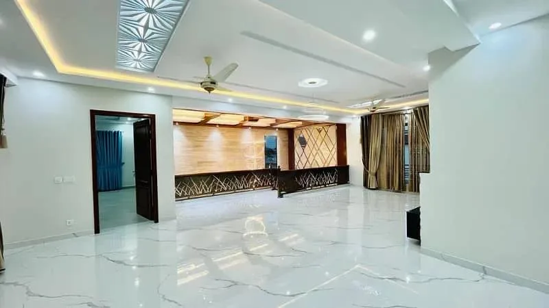 1 Kanal Used House for Sale in DHA Phase 2
