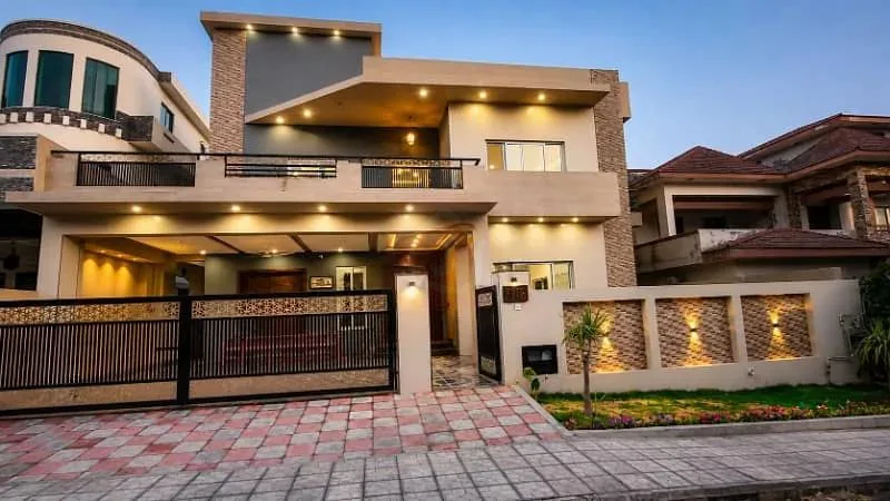 Stunning 1 Kanal Home Available in DHA Phase 2 Islamabad