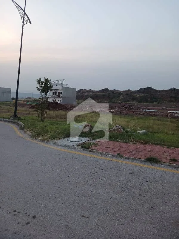 5 Marla Residential Plot Available in Sector N, Bahria Enclave