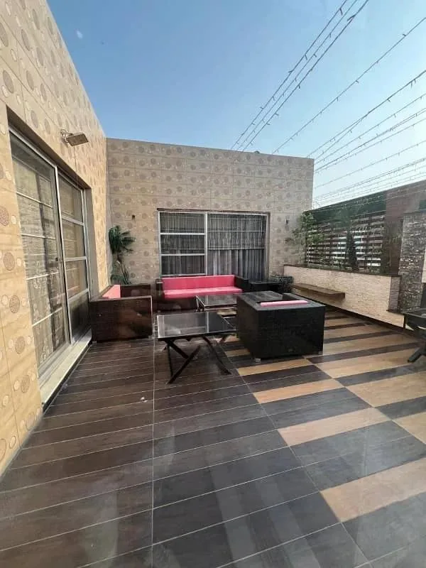 One Kanal Designer Bungalow for Sale in DHA Lahore