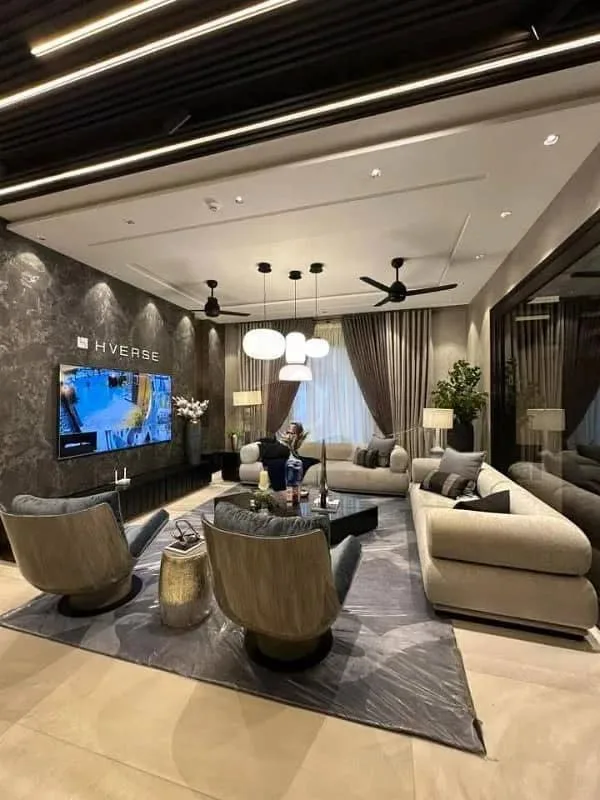 Luxurious One Kanal Bungalow with Basement and Pool in DHA Lahore