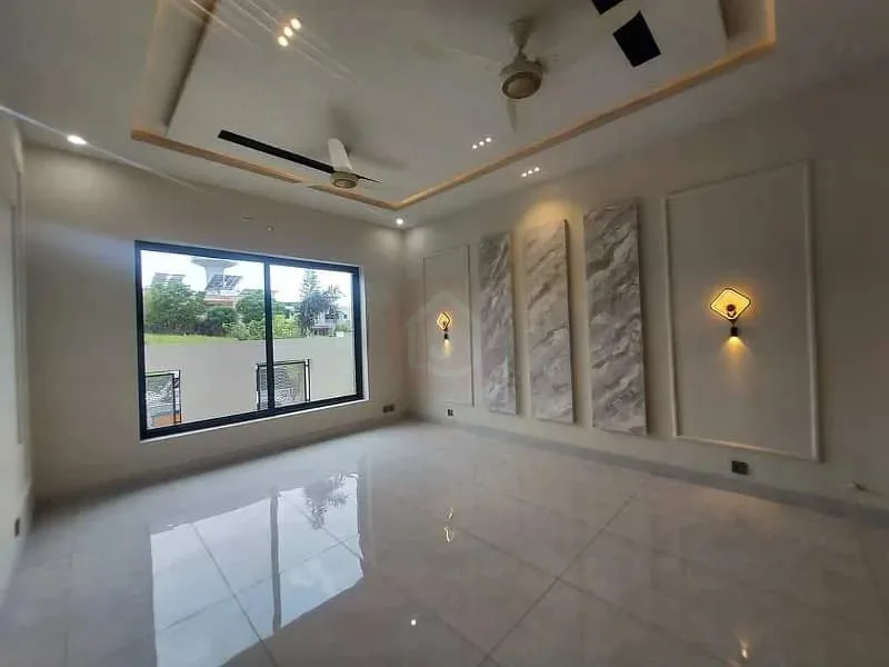 10 Marla Home Available in Zaraj Housing Scheme Islamabad Near Giga Mall DHA 2