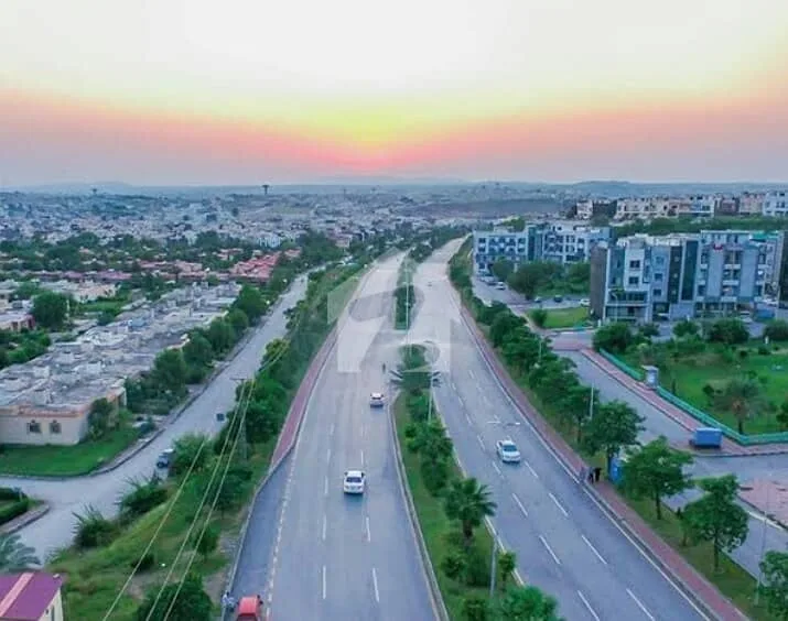 8 Marla Plot Available in Sector J Bahria Enclave