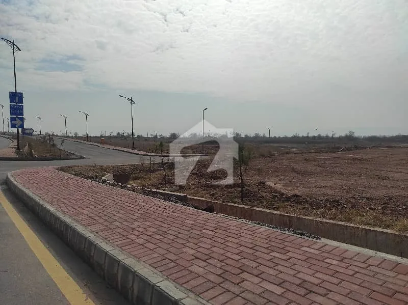 8 Marla Plot Available in Sector J Bahria Enclave