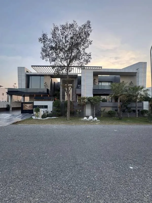 Luxury 2 Kanal House Available in DHA Phase 2 Islamabad