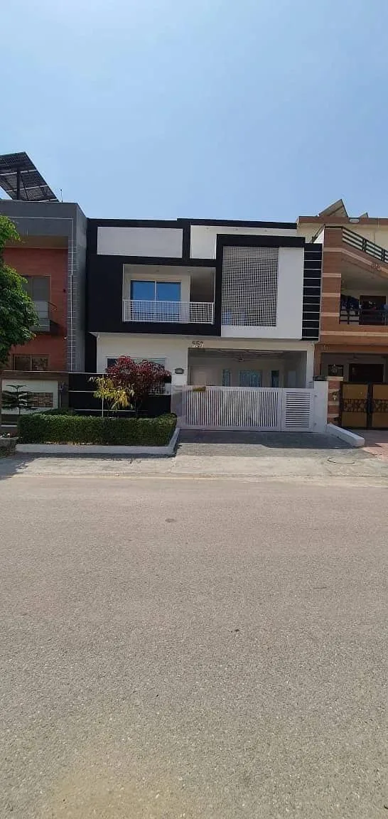3-Year-Old 8 Marla House for Sale in Faisal Town, Islamabad