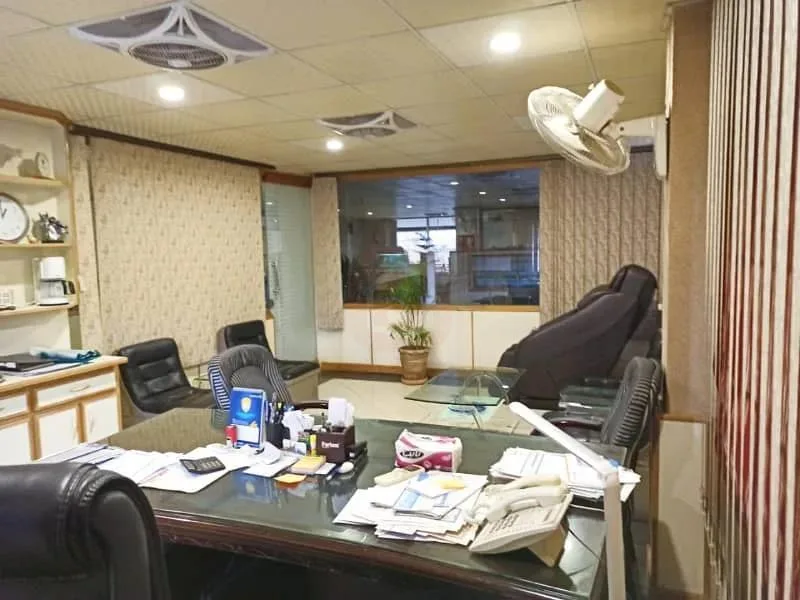 Inexpensive 3600 SQFT Office Available for Rent in Blue Area