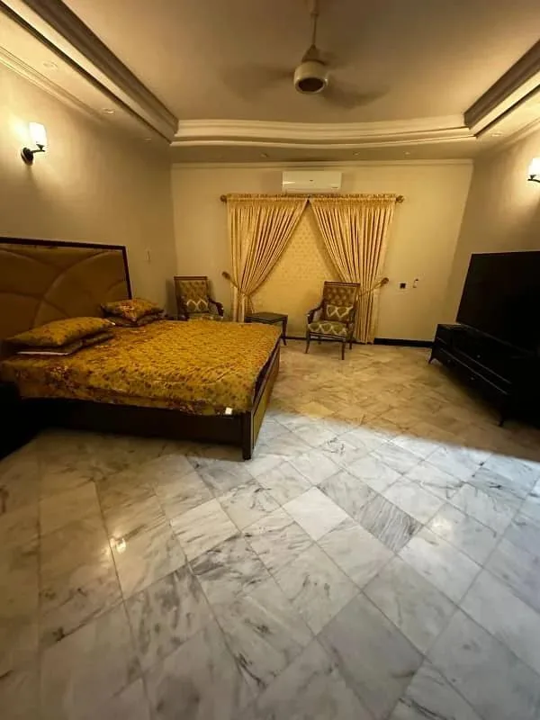 Spacious 6-Bedroom Bungalow on 2 Kanal in DHA Lahore