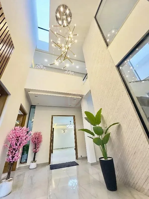 1 Kanal Attractive House Available For Sale In DHA Phase 2