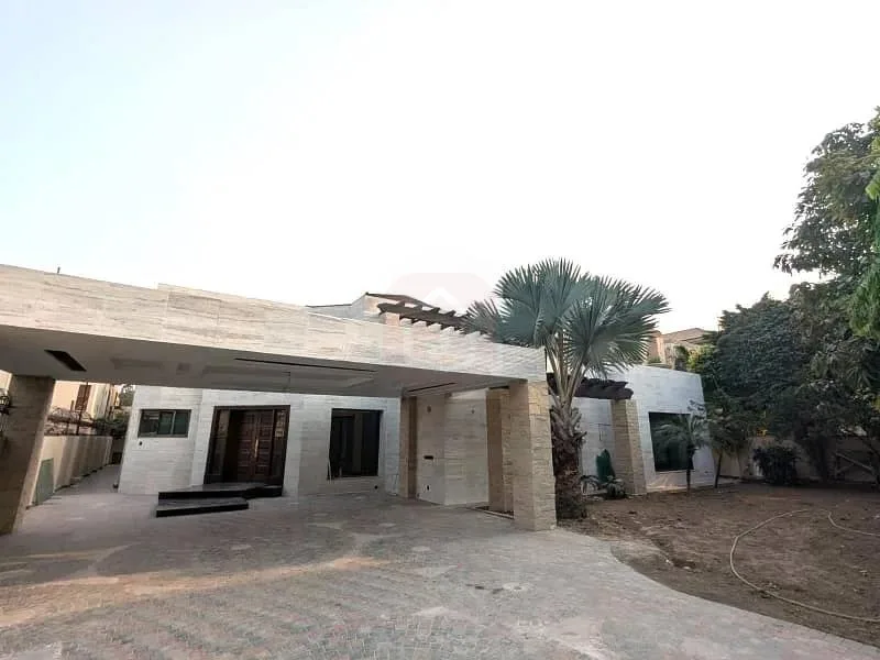 Stunning Owner-Built Bungalow in Prime DHA Lahore Location