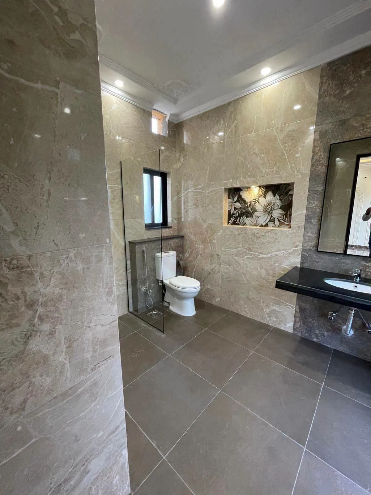 5 Marla Brand New Basement House For Rent 🛖