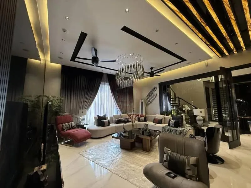 1 Kanal Ultra-Modern Bungalow for Sale in DHA Phase 6, Near Dolmen Mall