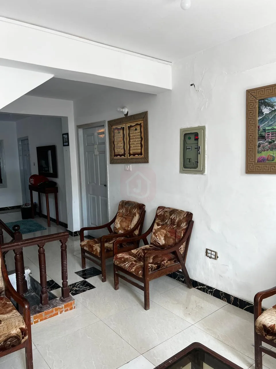 3 story 6 marla 16 rooms hotel on club road murree