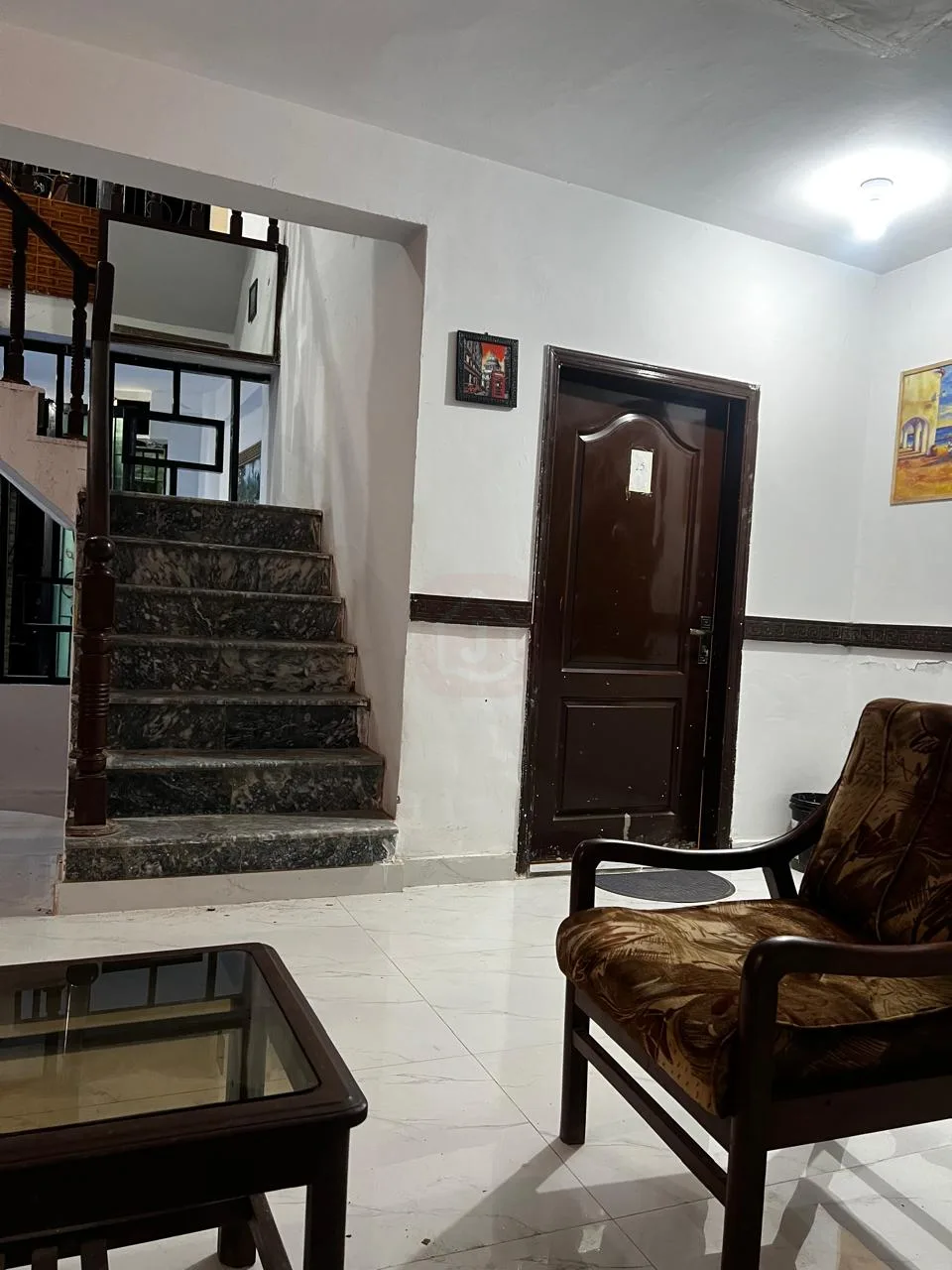 3 story 6 marla 16 rooms hotel on club road murree