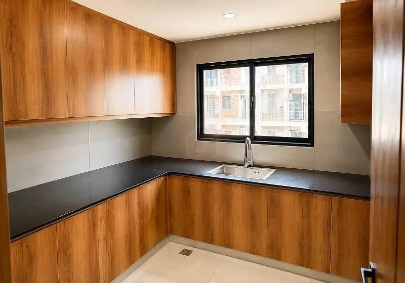 Well-Maintained Office Space Available for RENT in Blue Area