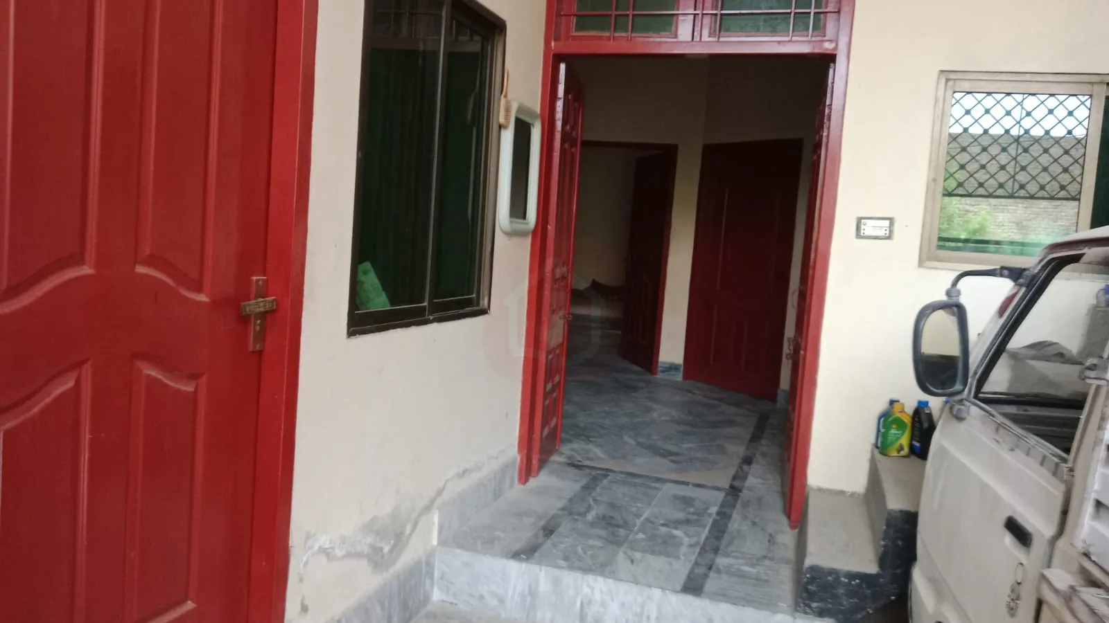 3.8 marla house for sale in excellent condition