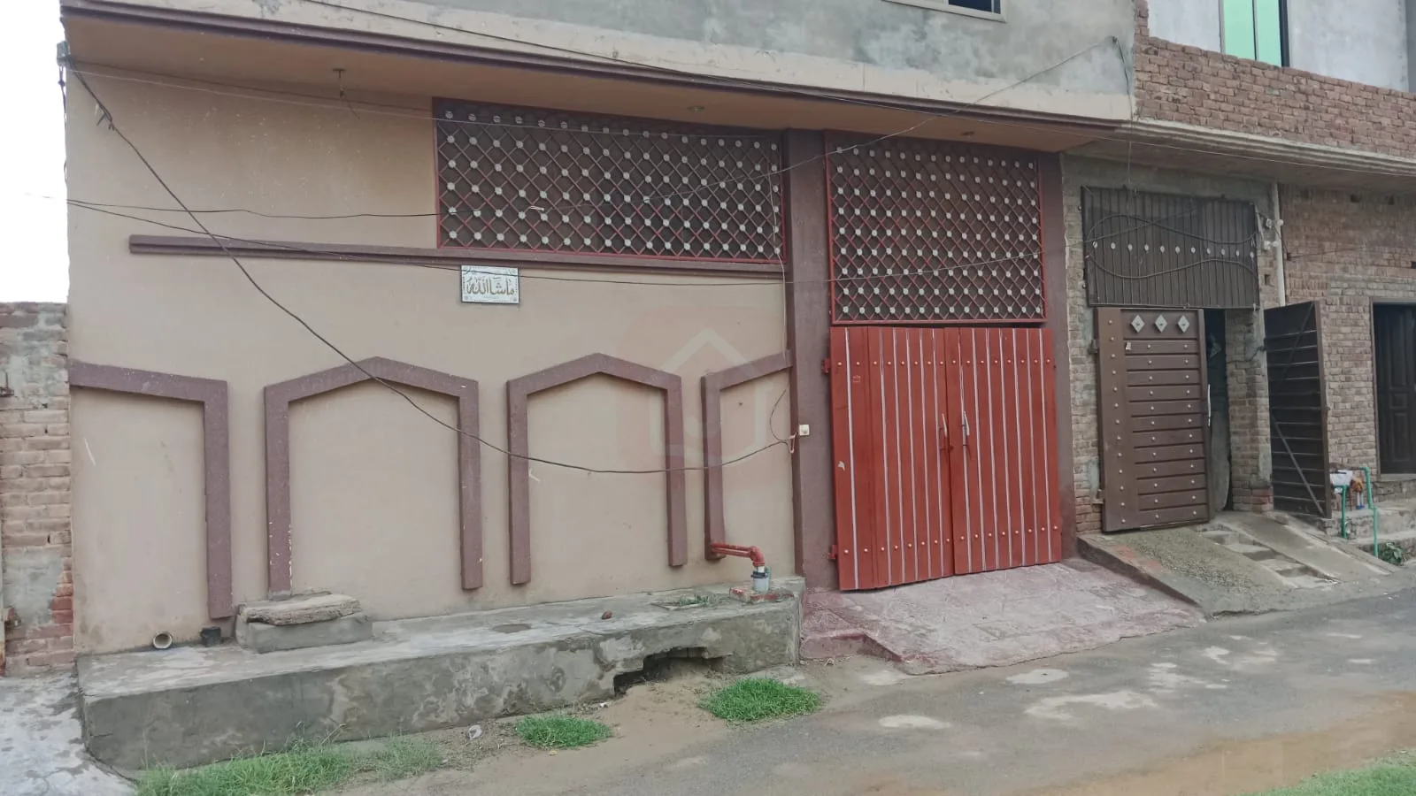 3.8 marla house for sale in excellent condition