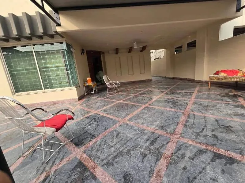 One Kanal Ultra-Modern Bungalow with Solar in DHA Lahore for Sale