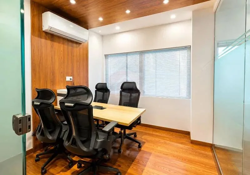 Furnished Office Space of 2750 SQFT in Blue Area