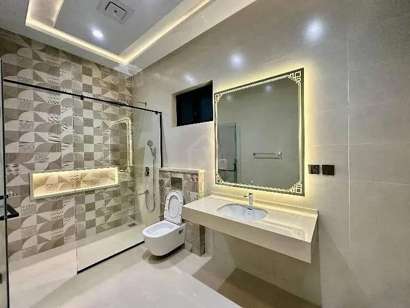 Newly Constructed 6 Bedroom Double Unit Mansion in DHA Phase 2