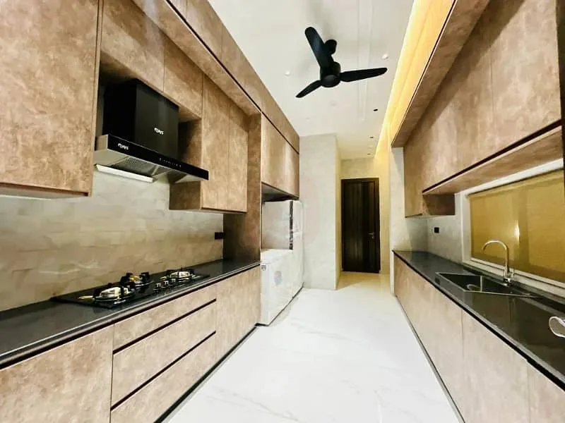 10 Marla Luxury House | Full Basement | Pool | Cinema Hall