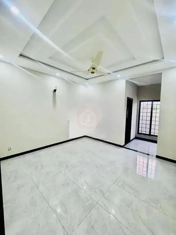10 Marla House for Sale in Top City 1 - Block A