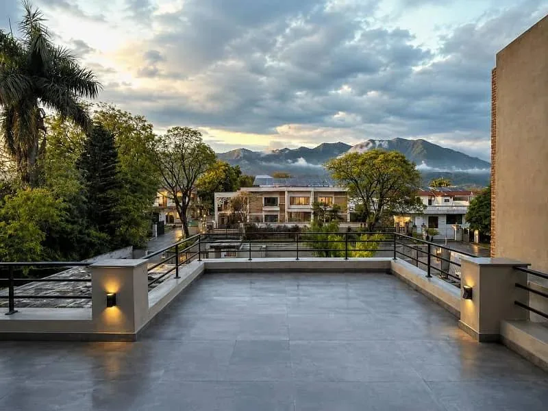 Contemporary Luxury Residence with Premium Features