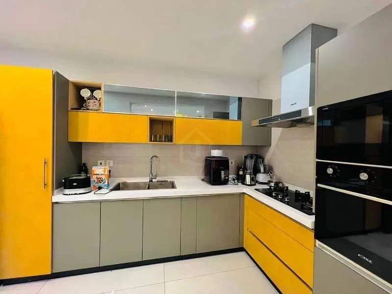 1.5 Kanal Premium Designer House Available for Purchase