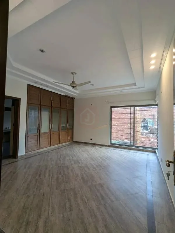 Stunning Owner-Built Bungalow in Prime DHA Lahore Location