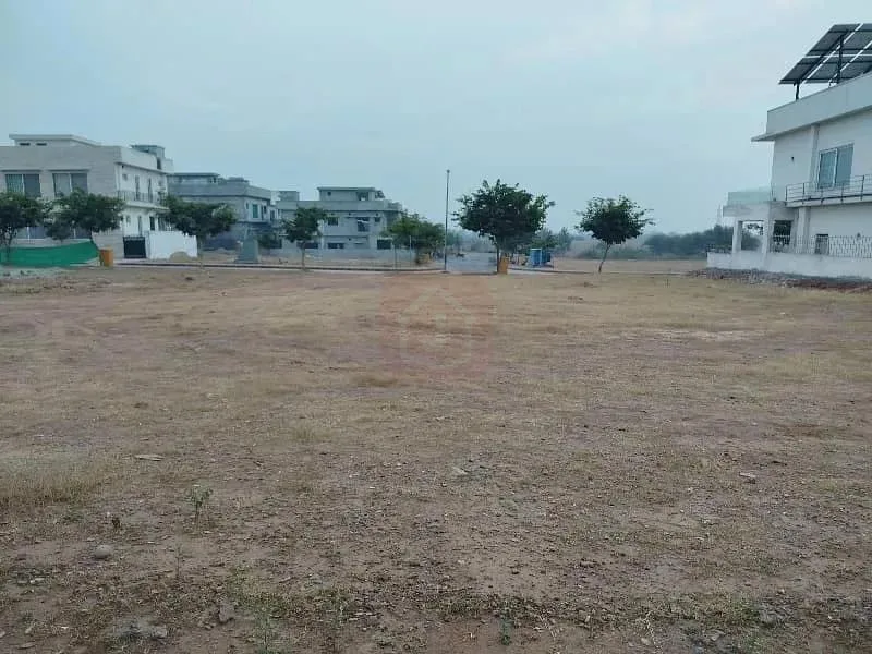 10 Marla Residential Plot on Boulevard for Sale in Bahria Enclave Sector C1 Extension