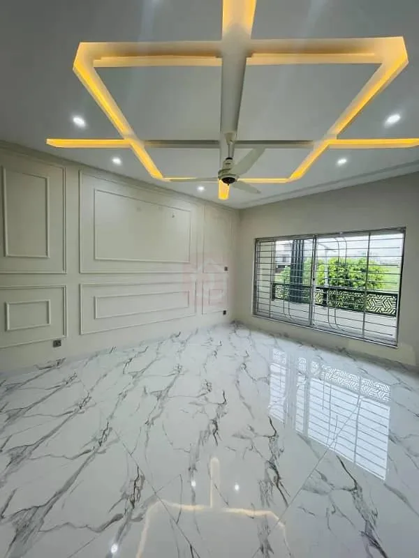 Newly Built 10 Marla Home Available for Purchase