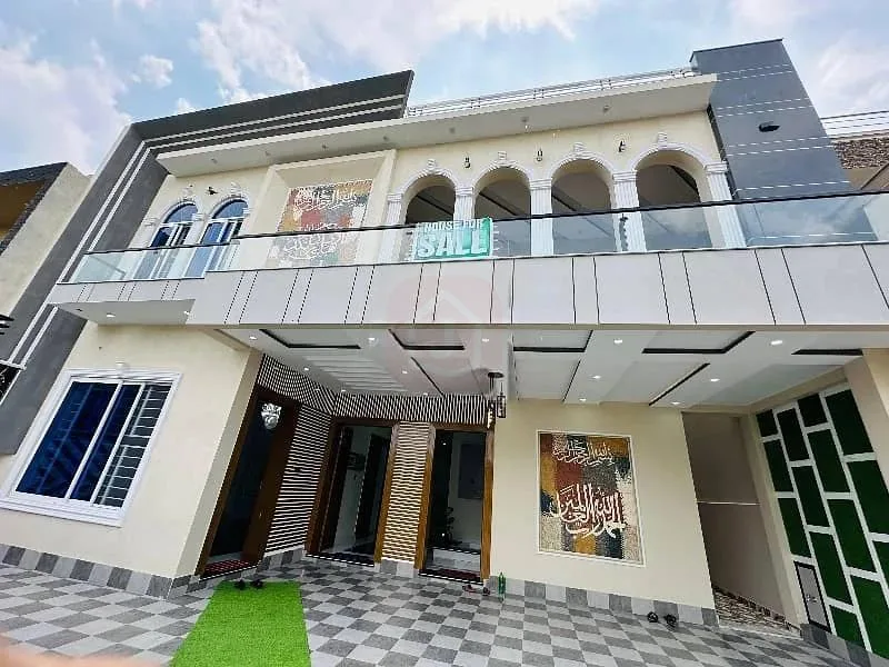 12 Marla Modern Designer House Available In Jinnah Garden