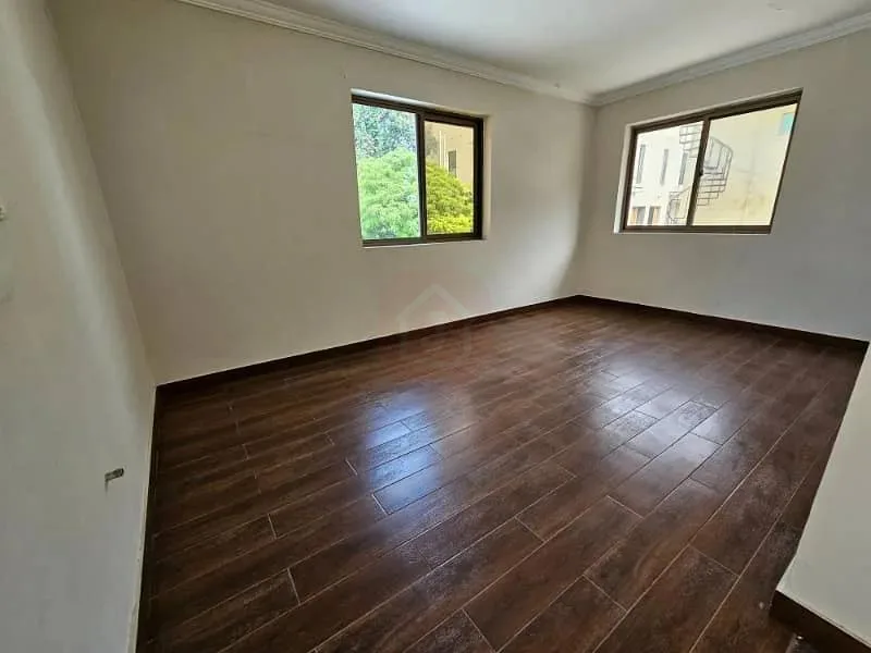 Exclusive 1777 SQYD Property in F-7 Islamabad