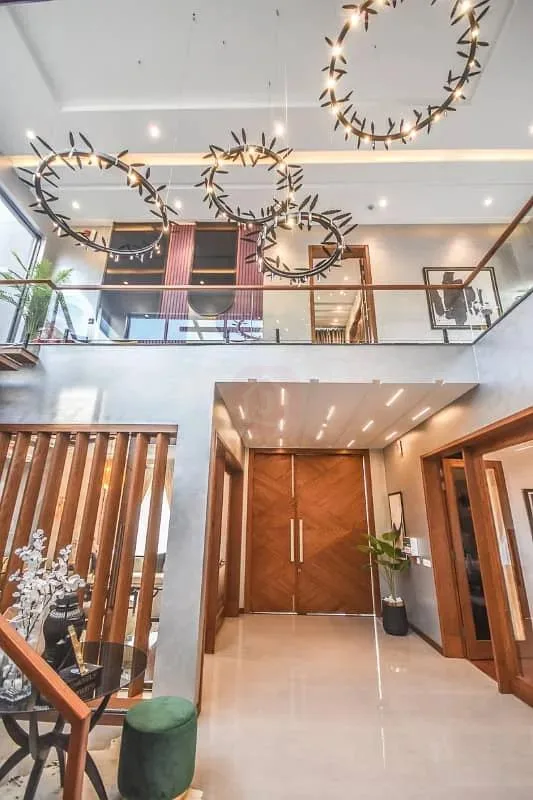 Modern One Kanal Bungalow for Sale in DHA Phase 4, Close to Park and School