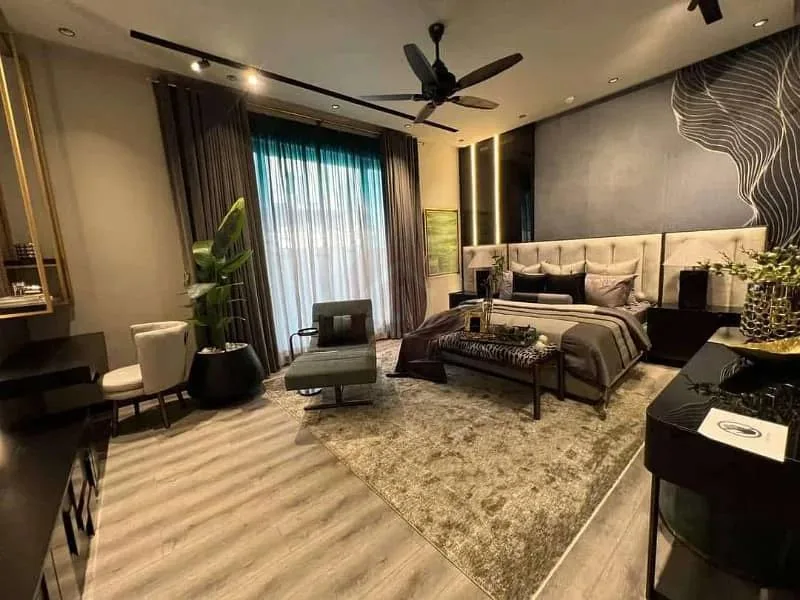 Stunning One Kanal Ultra-Modern Bungalow with Basement in DHA Lahore
