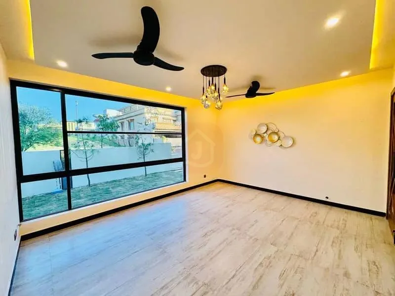 Newly Built 1 Kanal Designer Home